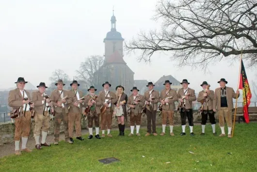 Böllergruppe bei einem Auftritt